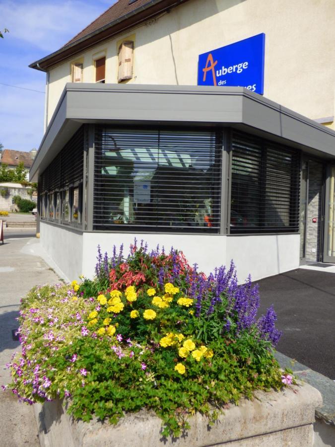Auberge Des Avenieres Les Avenières Exterior foto